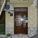 Apartment Hedonist
