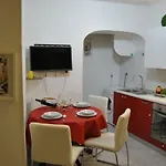 Apartment Hedonist